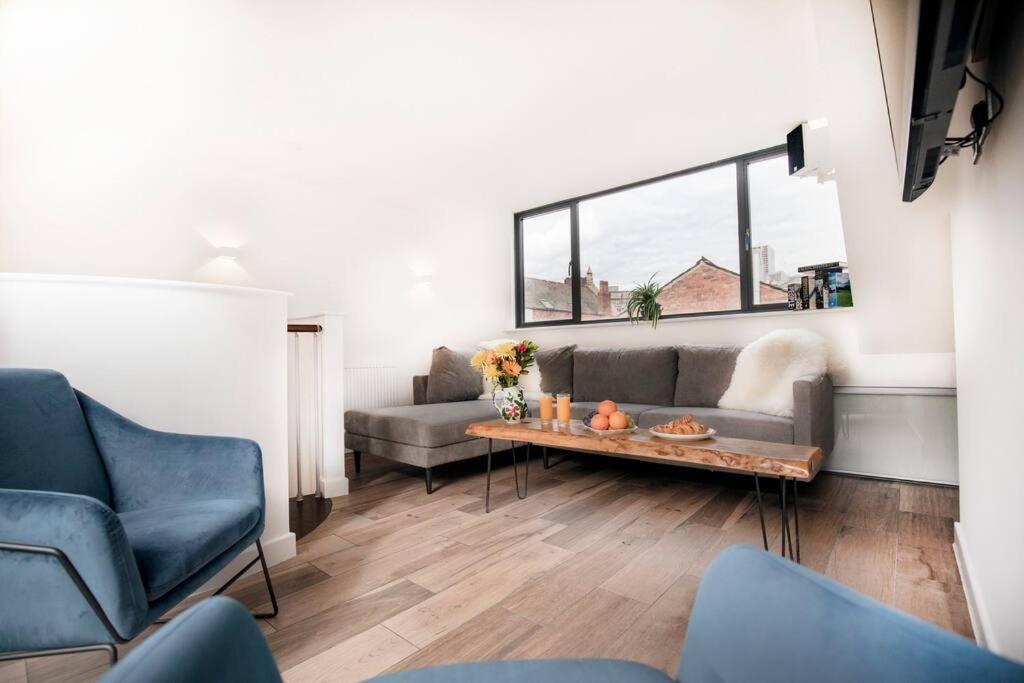 City Superhost: Luxury Deansgate Townhouse Манчестер Экстерьер фото