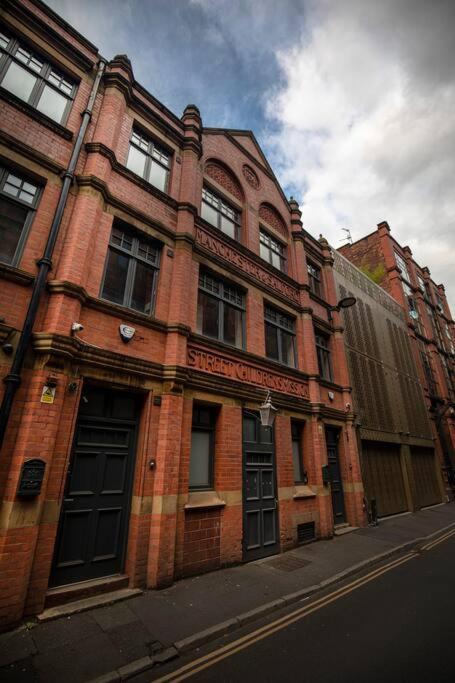 City Superhost: Luxury Deansgate Townhouse Манчестер Экстерьер фото