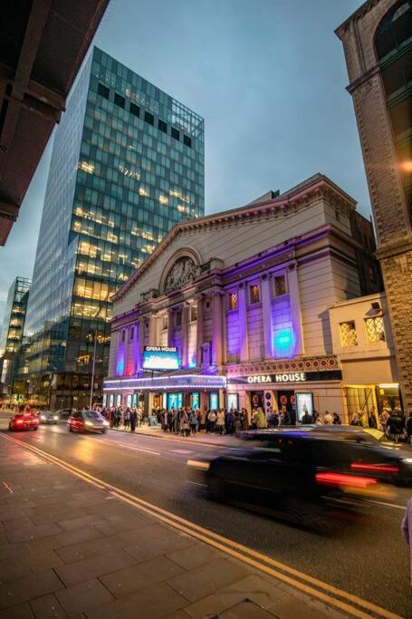City Superhost: Luxury Deansgate Townhouse Манчестер Экстерьер фото