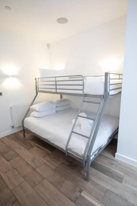 City Superhost: Luxury Deansgate Townhouse Манчестер Экстерьер фото