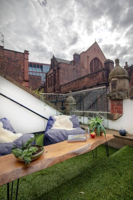 City Superhost: Luxury Deansgate Townhouse Манчестер Экстерьер фото