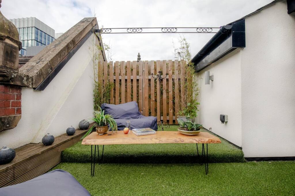 City Superhost: Luxury Deansgate Townhouse Манчестер Экстерьер фото